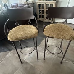 Bar Height Barstools 