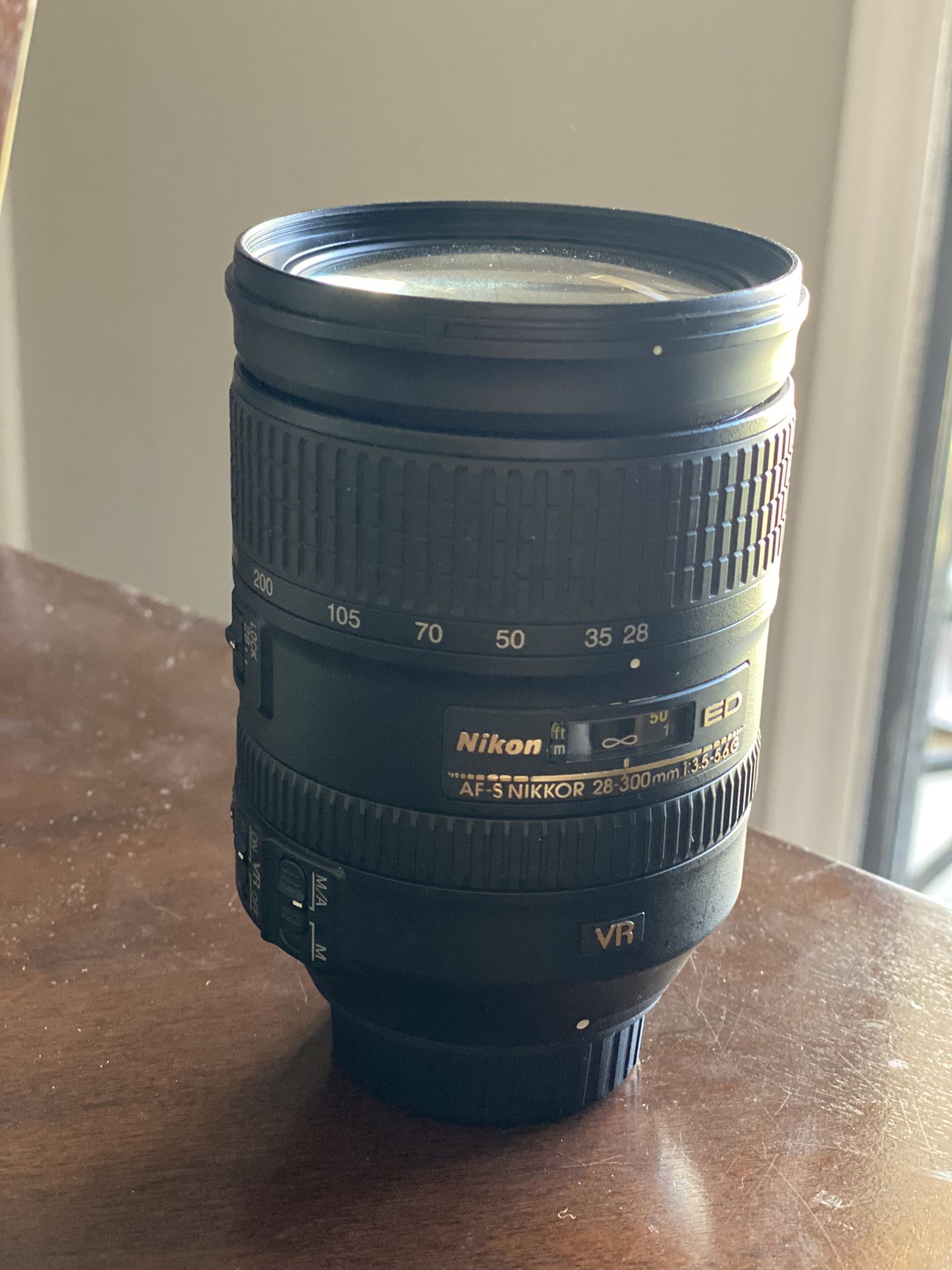 Nikon AF-S 28-300mm Lens