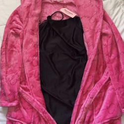 Hot Pink Juicy Couture Robe With Black Night Gown Included!