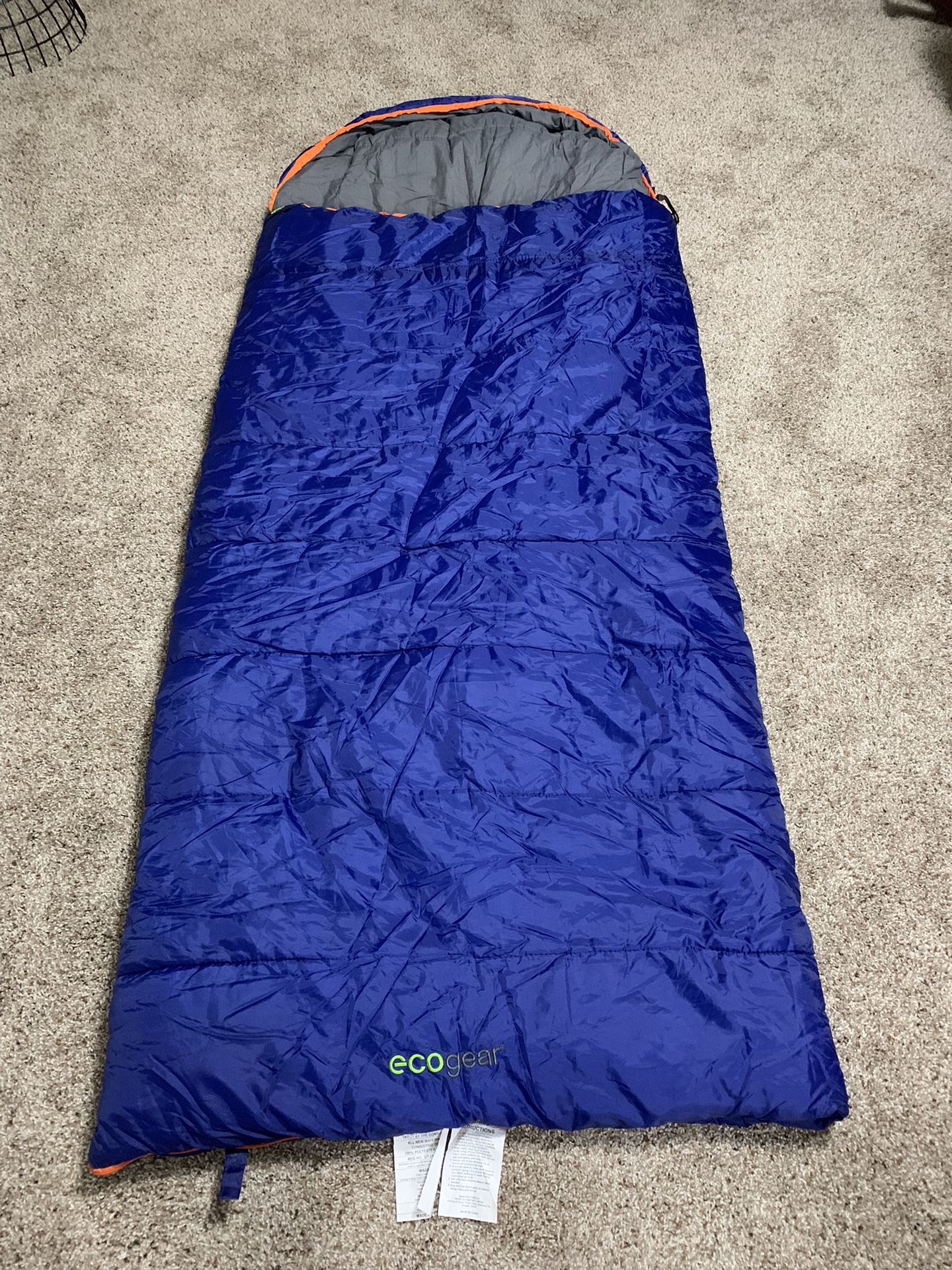 Eco gear Heavy Duty Sleeping Bag in Excellent Condition
