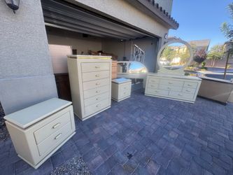 Vintage bedroom set cream color