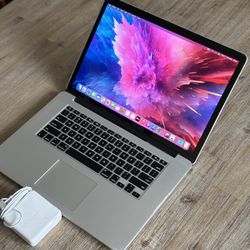 MacBook Pro (15”) 2.8Ghz i7 / 1TB SSD