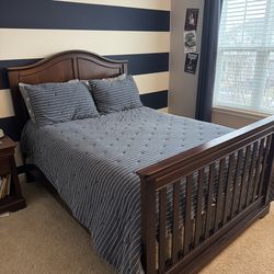 Dark Solid Wood Bedroom Set – Full Size – Good Condition