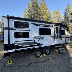 Travel trailer 2021 grand design 21bhe xls