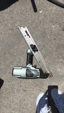 Pistol construction
