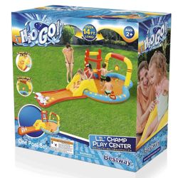 Kids inflatable pool