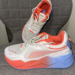 Size 9 Sneakers Puma RS-X 