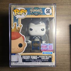 FREDDY FUNKO AS THE BATMAN  WHO LAUGHS (BLACK & WHITE SDCC FUNDAYS 2026