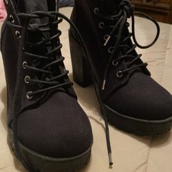 divided platform boots