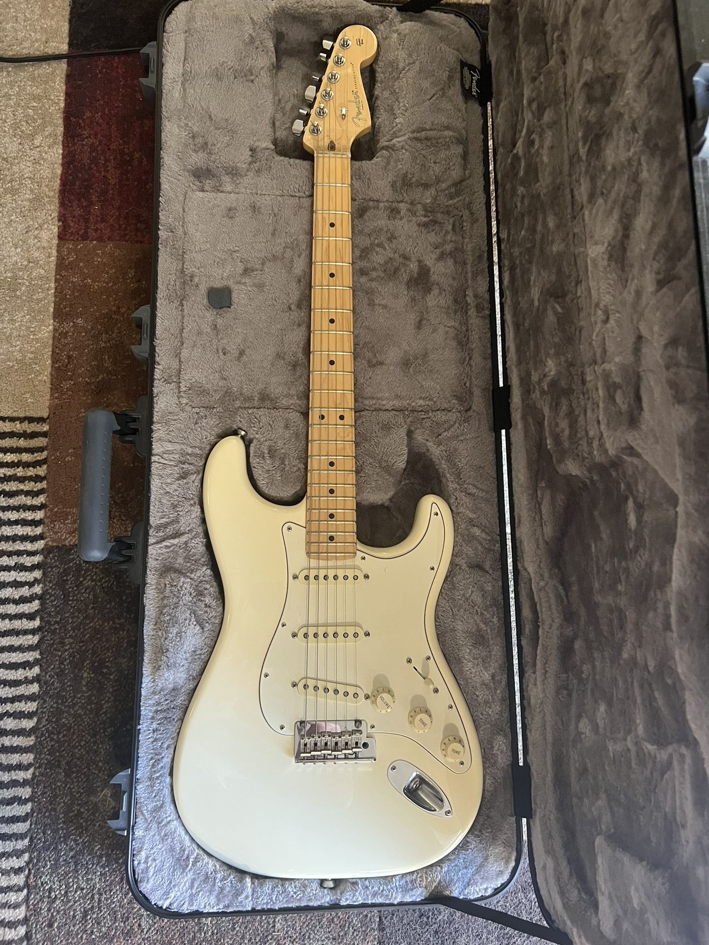 2017 American Professional Fender Stratocaster