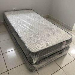 NEW MATTRESS TWIN SIZE PLUSH WITH BOX SPRING 