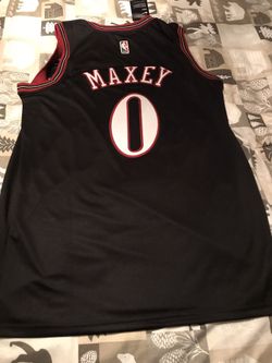 Sixers Maxey Large Jersey 