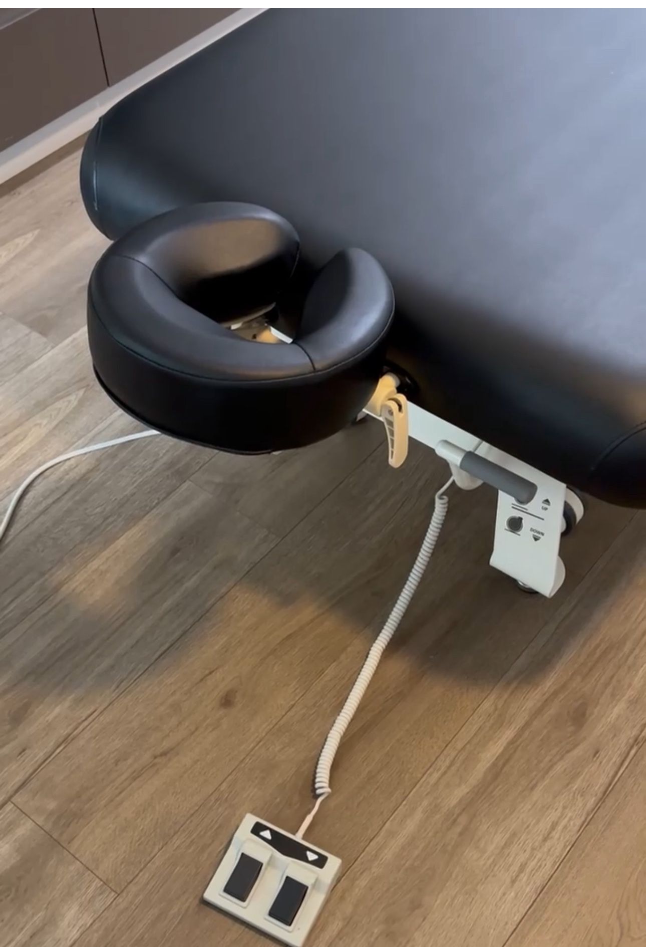 Electric Massage Table