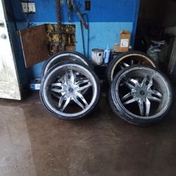 5 Lug Universal 22 "Rims 