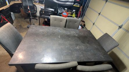 Dinning table