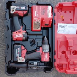 NEW MILWAUKEE COMBO FUEL $300