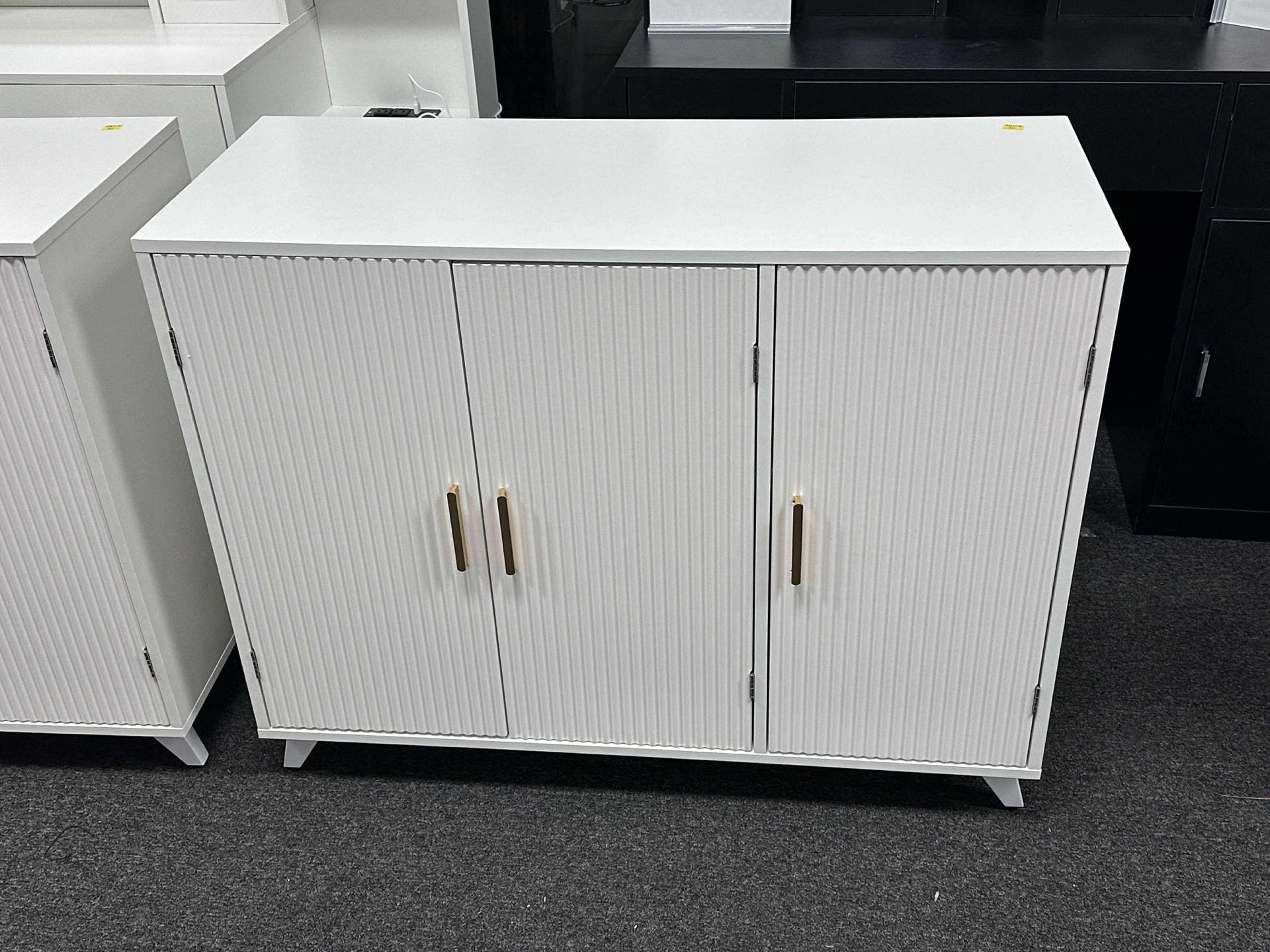 Modern Farmhouse Entryway Accent Storage Cabinet, Waveform Fluted Panel Kitchen Buffet Sideboard with Storage, White