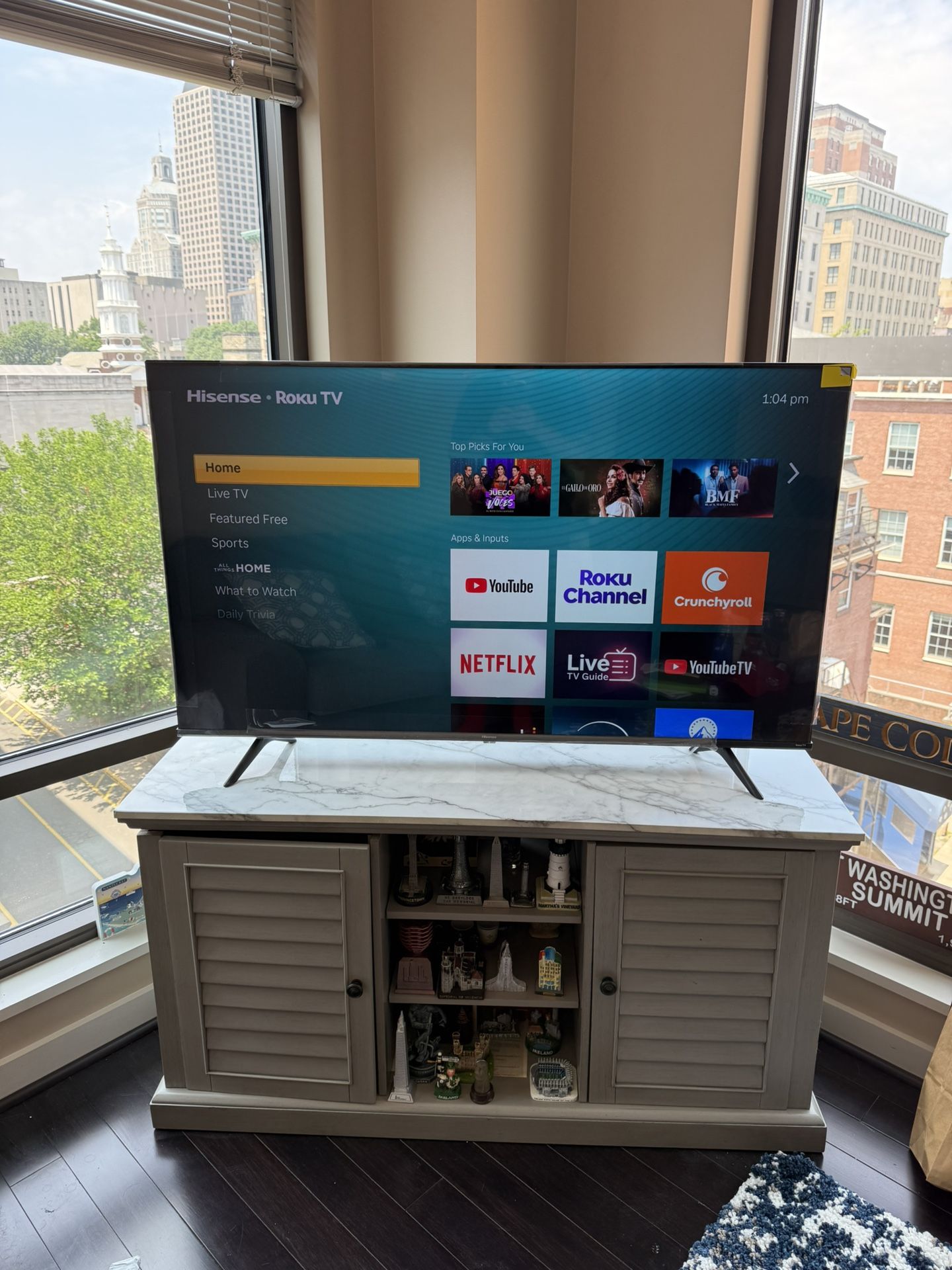 55 Inch Hisense smart TV With Roku