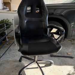 Computer chair