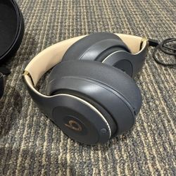 Beats Studio3 Wireless Headphones