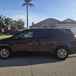 2016 Kia Sedona