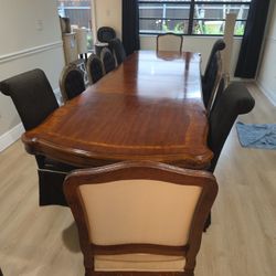 Dining Table Sits 12 Guest
