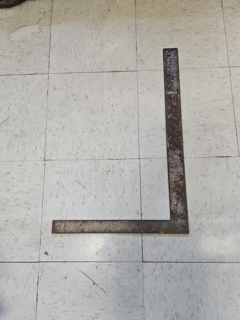 Russwin 16" X 24" Metal Square I-7954