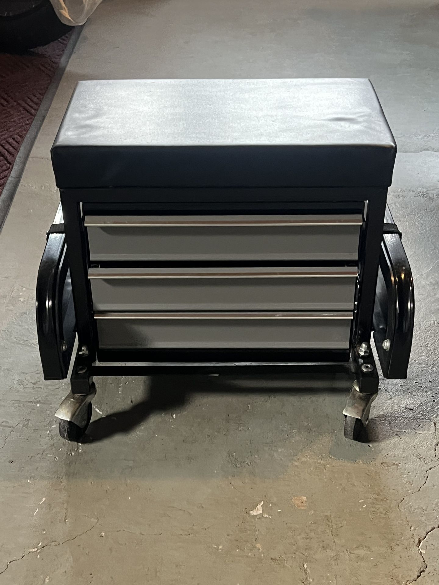 3-Drawer  Storage, 350 lbs Capacity Rolling Mechanic Stool