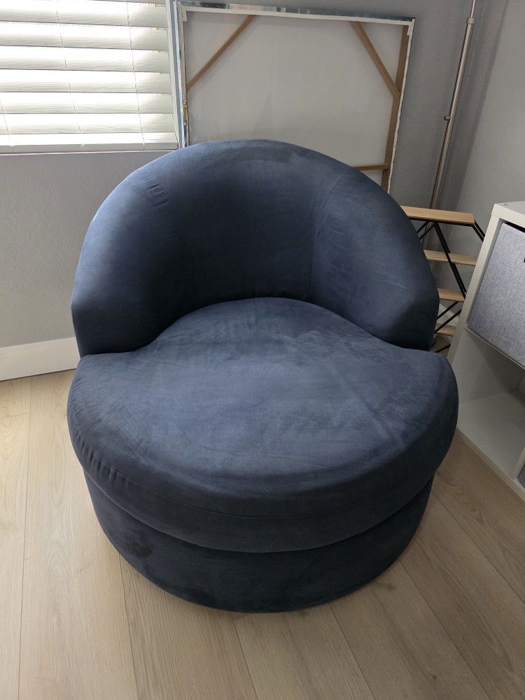 Swivel Chair