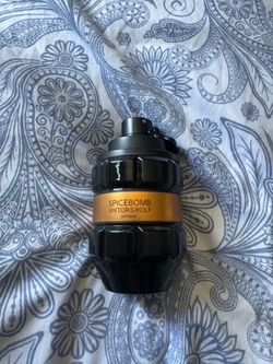 Viktor and Rolf Spicebomb