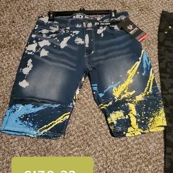 (Closet CLEANOUT) I bought these shorts from the mall