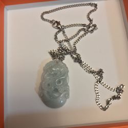 Natural Jade Stone Carving Snake With Necklace 