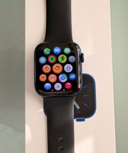 Apple Watch Series 6 44mm GPS with Black Sport Band