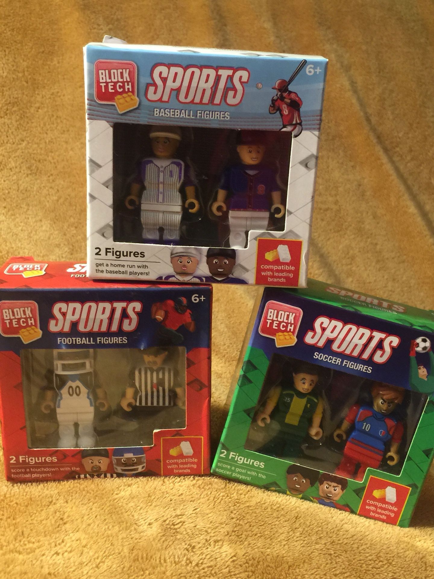 6 x Block Tech Sports Figures: Soccer, Football, Baseball
