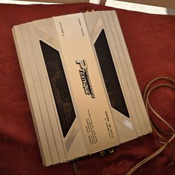 2x CVR 15' kickers.  3x 12' cvr kickers( w box). 1800w 2x channel performance technique amp