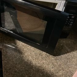 Black Magic Chef Microwave 