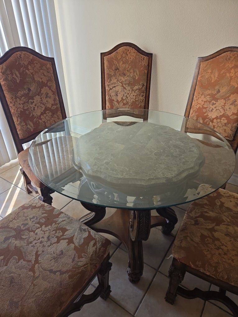 Beautiful Dining Table For Six