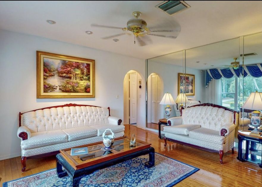 Antique Couch Set Like New