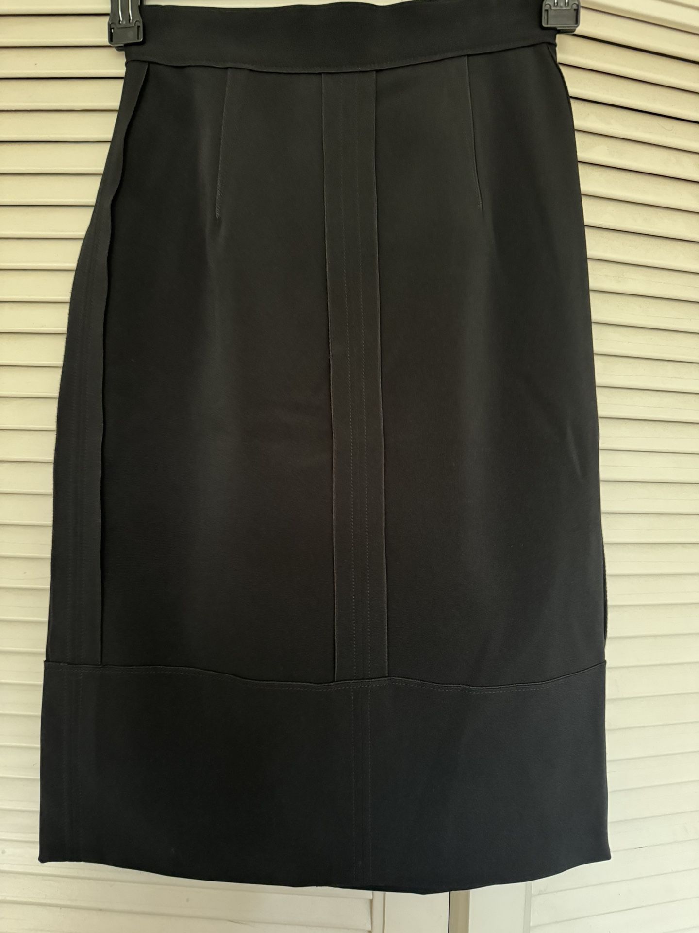 Authentic Dolce And Gabbana Pencil Skirt Size 38