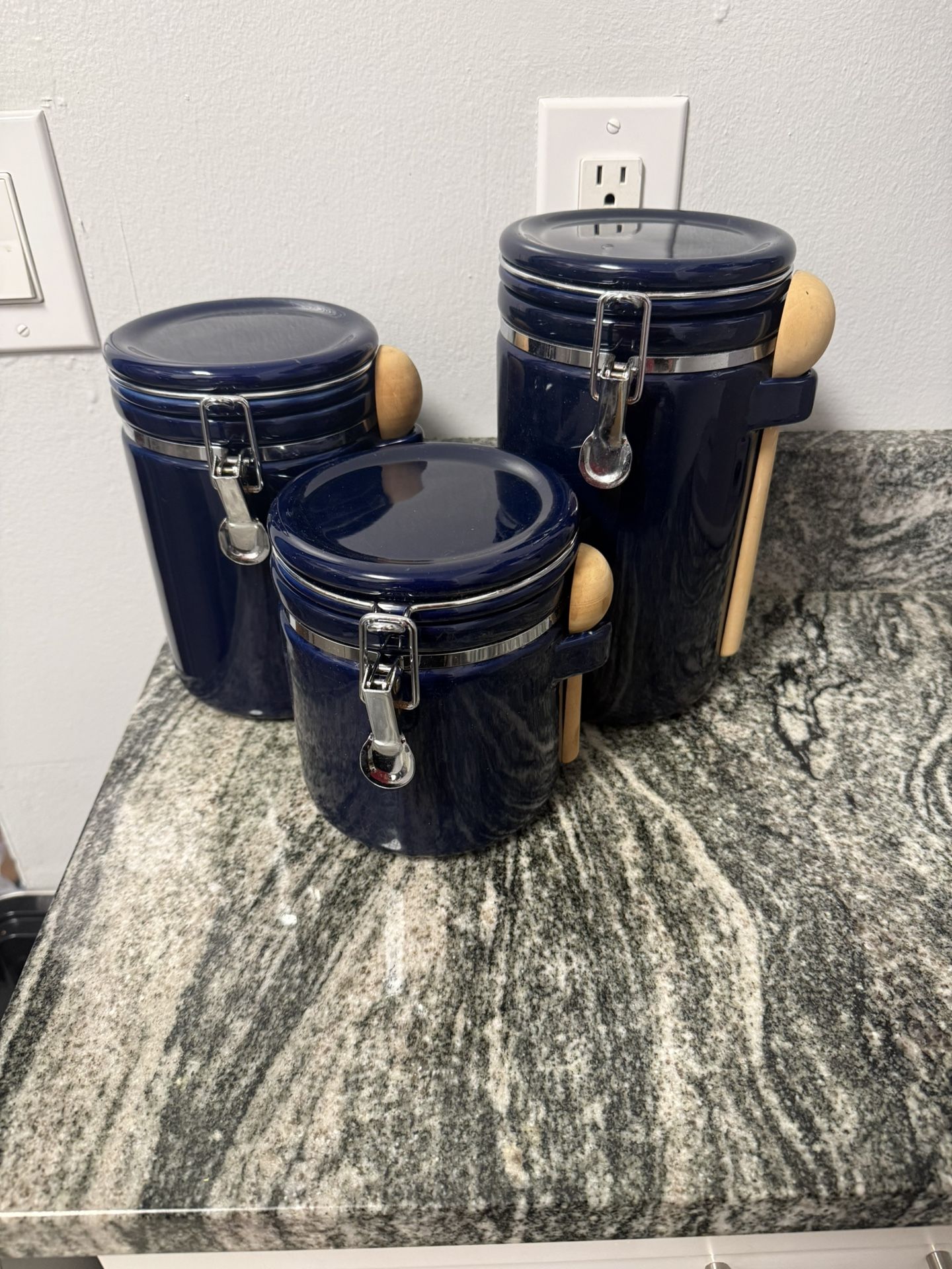 3 Piece Ceramic Canister Set