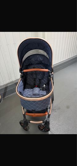 Graco® Gomax Infant Car Seat, Ace, Lightweight, Reclining Rear Facing Car Seat Installs with or Without a Base