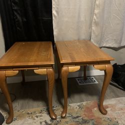 2 Matching End Tables