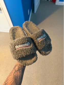 Balenciaga slides