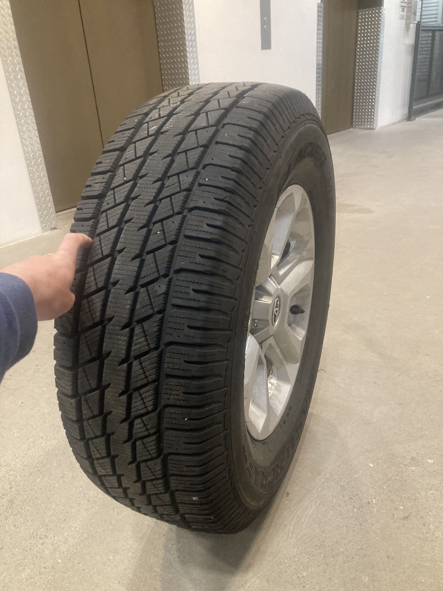4Runner Snow Tires - 265/70R17
