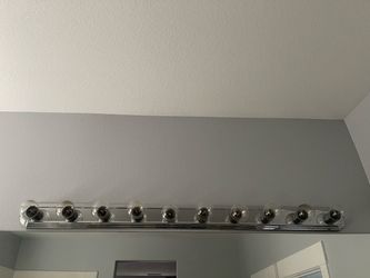 Bathroom Vanity Wall Light – 8 Lights | Chrome | Works Great   Description: Stylish bathroom vanity wall light in chrome finish. Features 8 lights tha