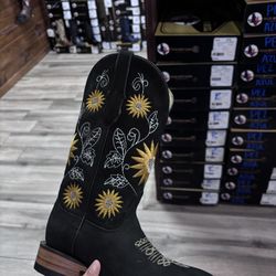 Women’s Western Boots