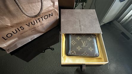 Louis Vuitton Men’s Multiple Wallet Black 