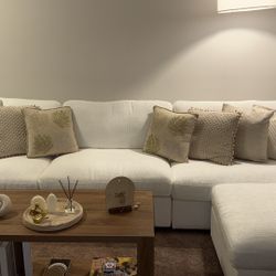 White Couch With Ottoman 