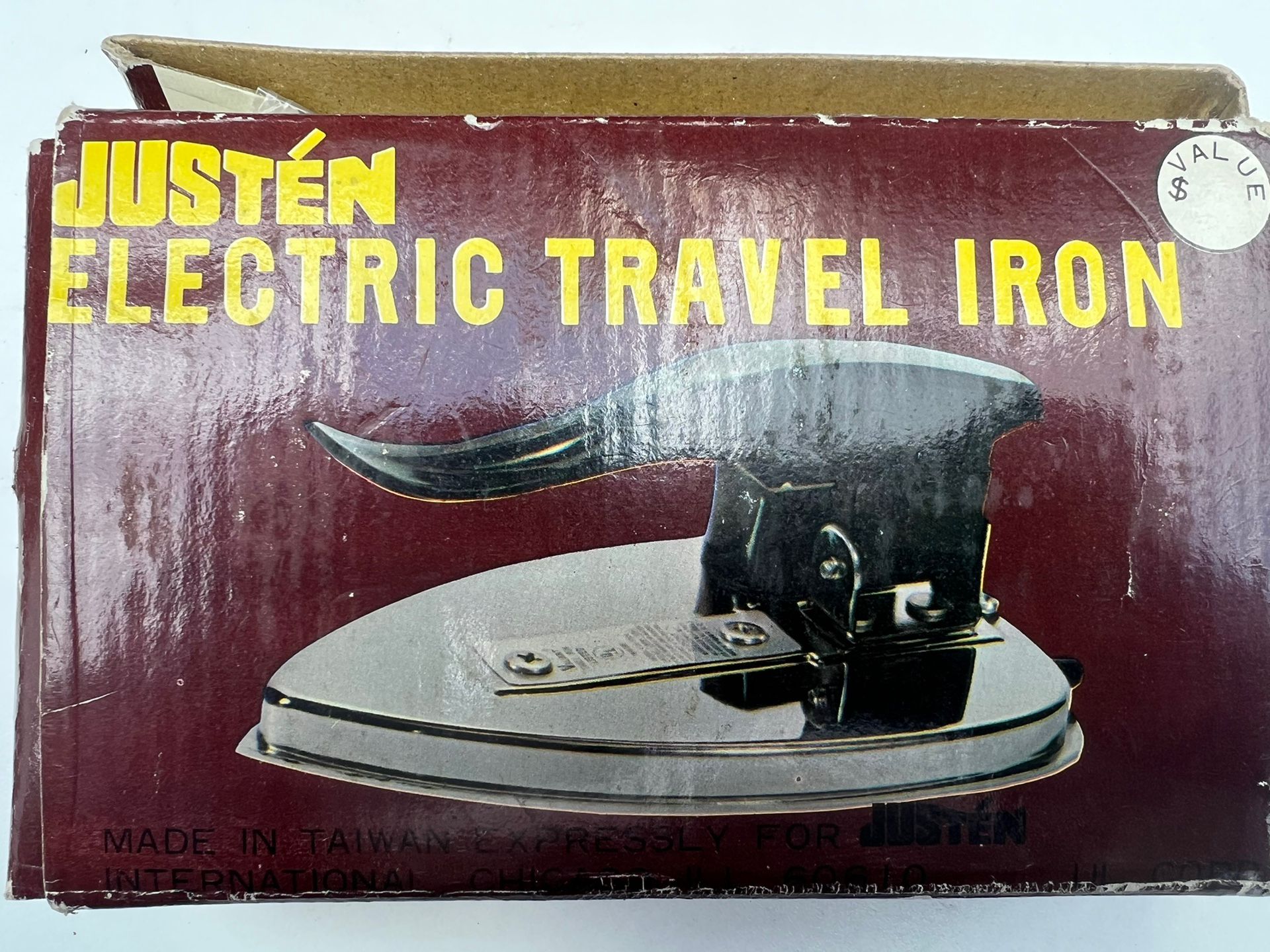 Vintage JUSTÉN ELECTRIC TRAVEL IRON. New in Box