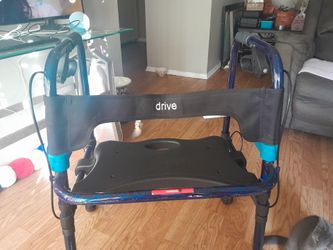 DRIVE MEDICAL ROLLATOR